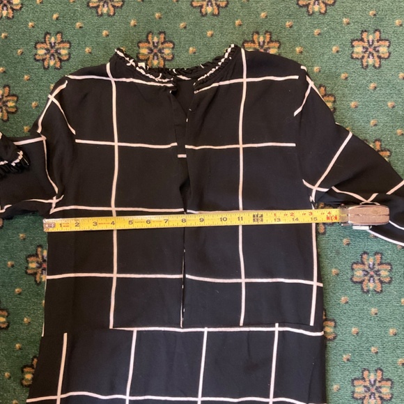 H&M Black Tunic Top Mini Shirt Dress CoverUp Sz 4 Black and White Ruffle Detail - Picture 5 of 9